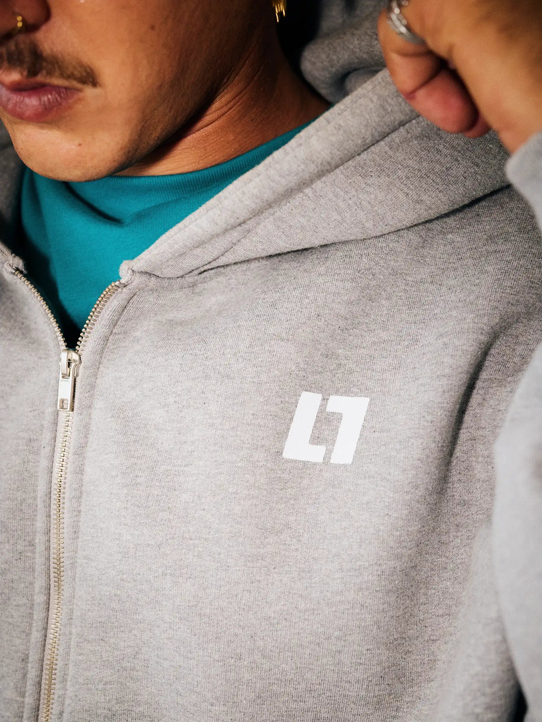 Signature ZIP Hoodie