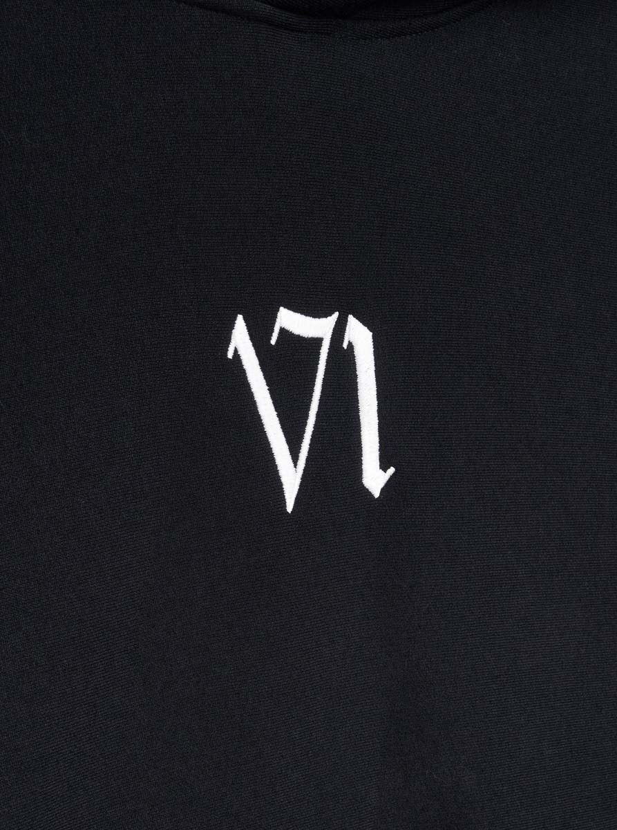 Vi Hoodie