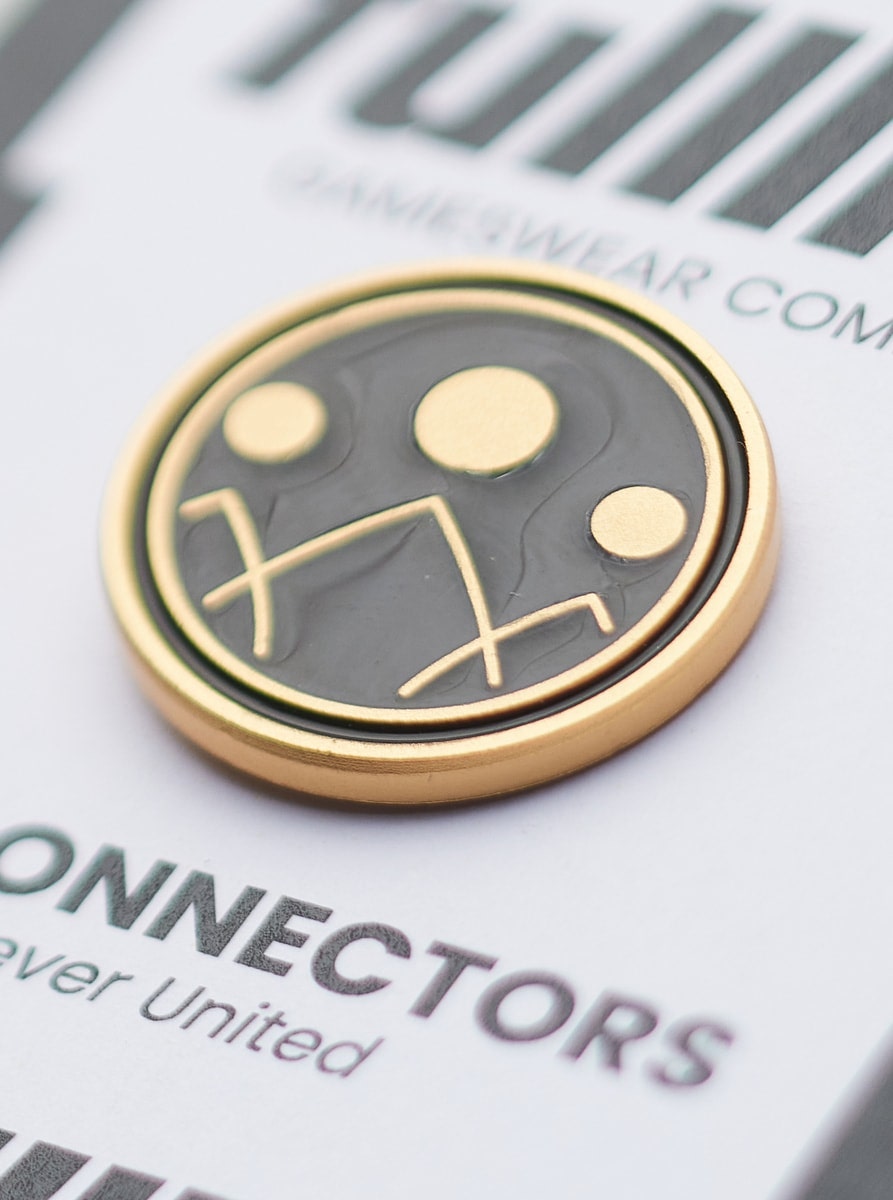 Connector legendary Pin