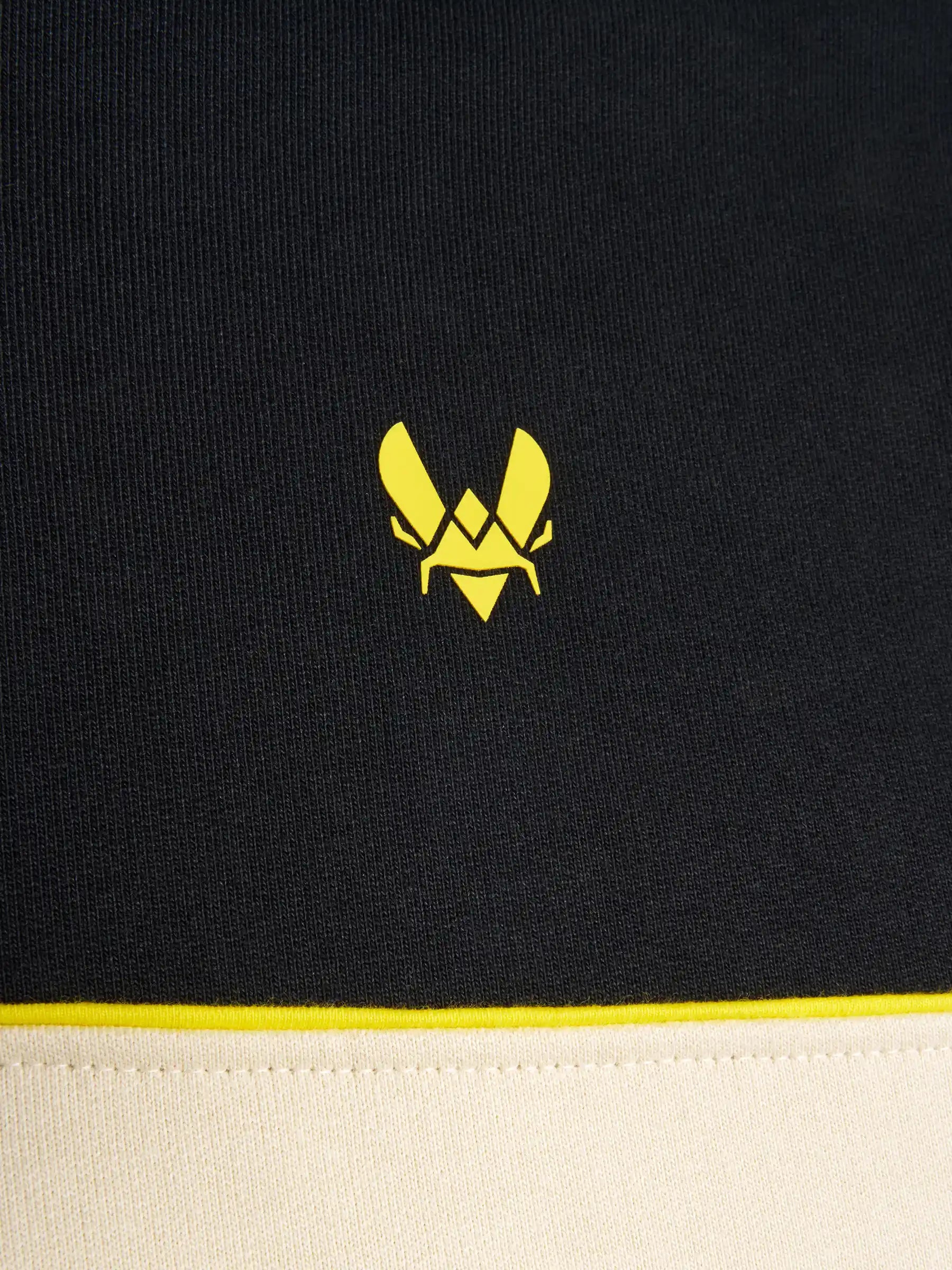 Travel Kit Crewneck